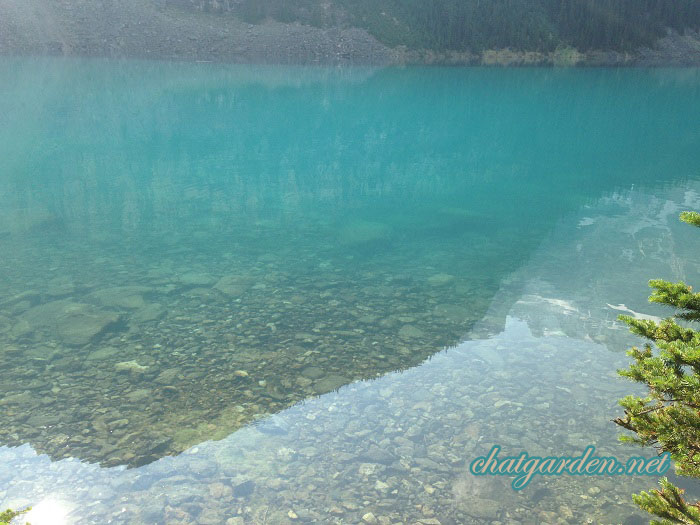 Lake Moraine 3.jpg